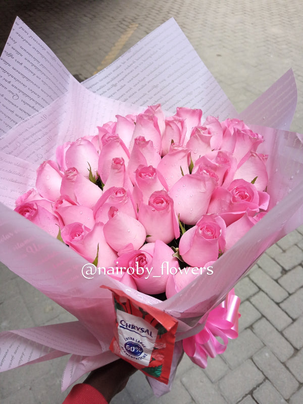 40 BABY PINK ROSES