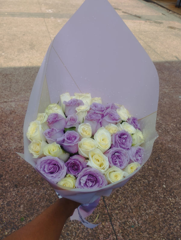 PURPLE & WHITE ROSES